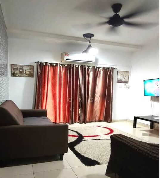 Pangsapuri untuk Disewa di Sri Ixora Apartment - Chong . - Living Room - PropertyGuru.com.my