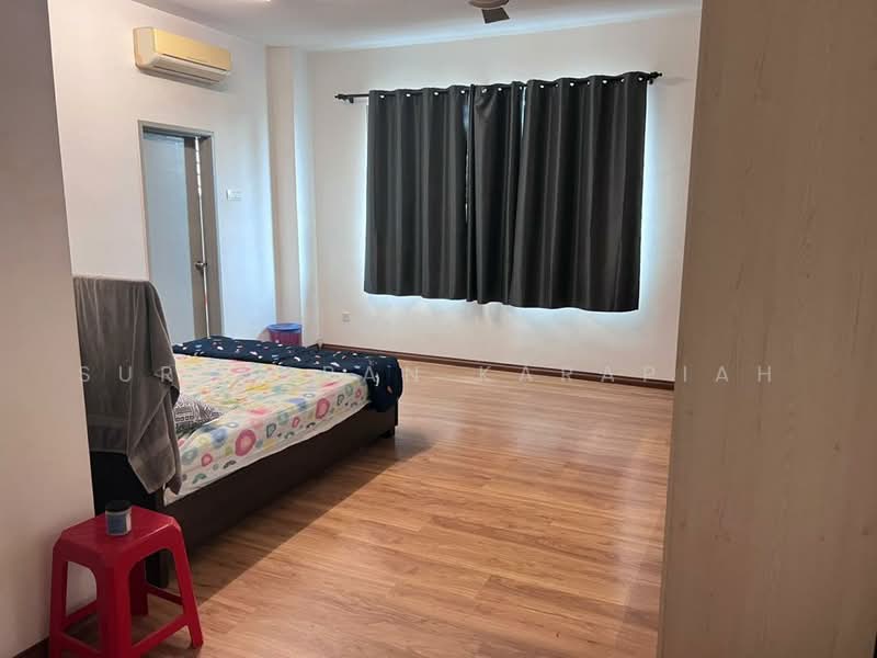 Rumah Teres 2.5 Tingkat untuk Dijual di Klang (Selangor) - Surendran Karapiah - Bedroom - PropertyGuru.com.my