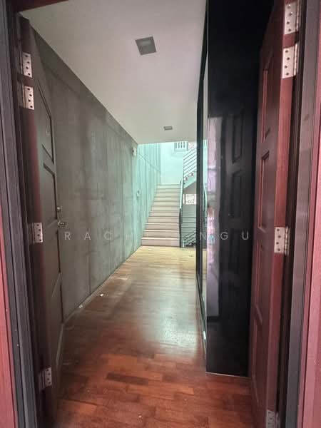 Rumah Teres 2.5 Tingkat untuk Dijual di Sungai Buloh (Selangor) - Rachel Ngu - Corridor - PropertyGuru.com.my