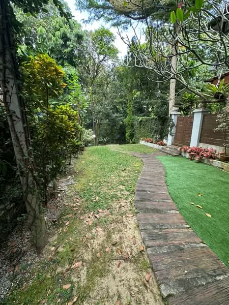 Rumah Teres 2.5 Tingkat untuk Dijual di Sungai Buloh (Selangor) - Rachel Ngu - Garden - PropertyGuru.com.my