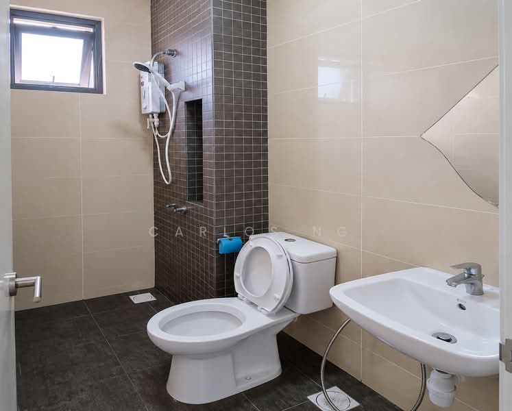 Service Residence for Sale at Pacific Star (Service Residence) - Carlos Ng - Bathroom - PropertyGuru.com.my