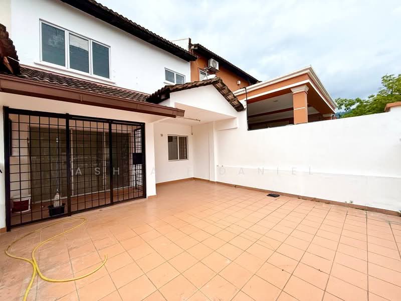 Rumah Teres 2-Tingkat untuk Dijual di Taman Impian Indah (Sungai Buloh) - Ashraff Daniel - Exterior - PropertyGuru.com.my