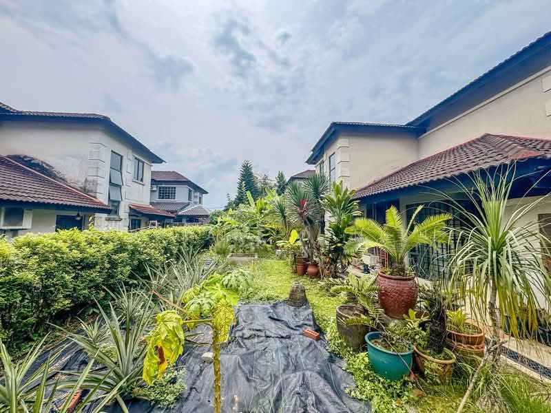 Semi-Detached House for Sale in Bandar Tasik Kesuma (Beranang) - Ashraff Daniel - Exterior - PropertyGuru.com.my