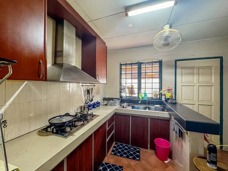 Semi-Detached House for Sale in Bandar Tasik Kesuma (Beranang) - Ashraff Daniel - PropertyGuru.com.my