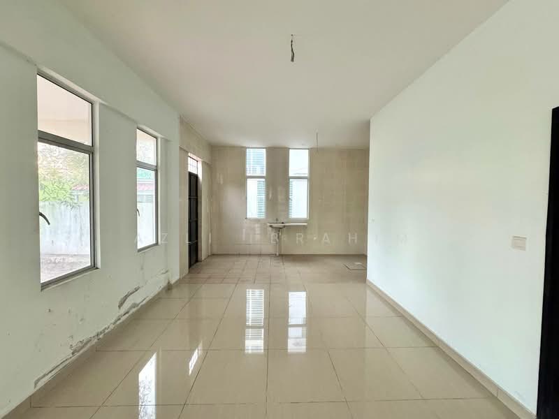 3-storey Terraced House for Sale in Taman Bangi Avenue (Bangi) - Azli Ibrahim - Interior - PropertyGuru.com.my