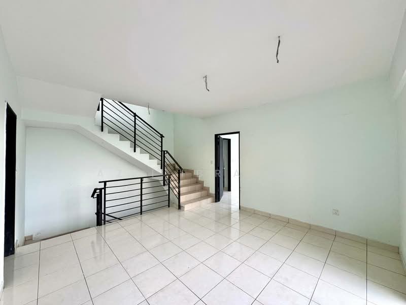 3-storey Terraced House for Sale in Taman Bangi Avenue (Bangi) - Azli Ibrahim - Interior - PropertyGuru.com.my