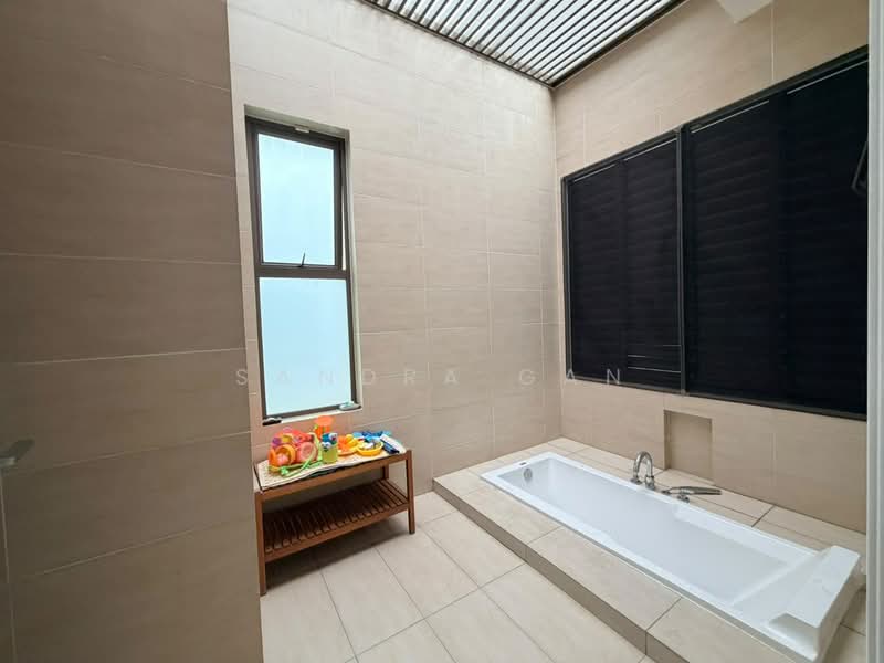 Semi-Detached House for Rent in Iskandar Puteri (Nusajaya) (Johor) - Sandra Gan - Bathroom - PropertyGuru.com.my