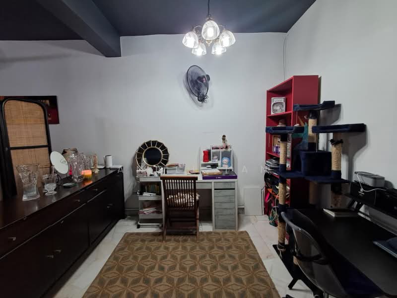 Terraced House for Sale in Usj 3 (Subang Jaya) - Angel Tan - Study - PropertyGuru.com.my