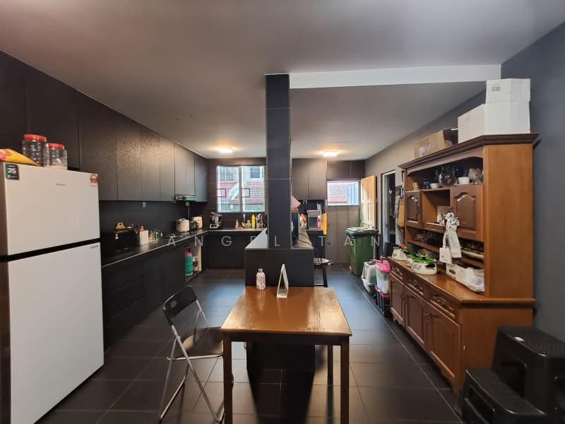 Terraced House for Sale in Usj 3 (Subang Jaya) - Angel Tan - Kitchen - PropertyGuru.com.my
