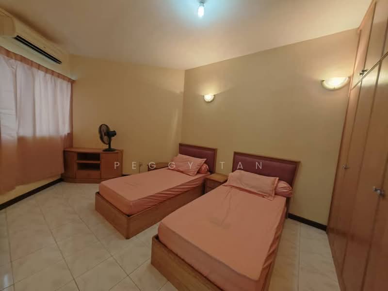 Kondominium untuk Disewa di Marina Bay Condominium - Peggy Tan - Bedroom - PropertyGuru.com.my