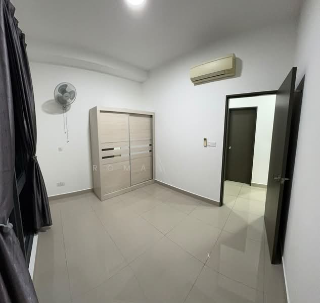 Kondominium untuk Disewa di The Henge - Roman Yap - Bedroom - PropertyGuru.com.my