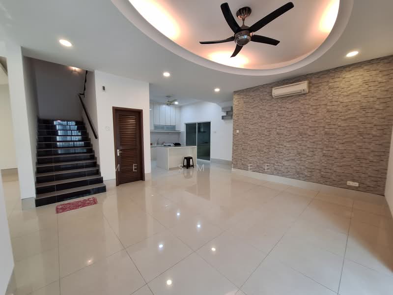 Rumah Berkembar untuk Dijual di Taman Bukit Suria II (Cheras) - Mei SM Lee - Taman Bukit Suria 2 Living Room - PropertyGuru.com.my