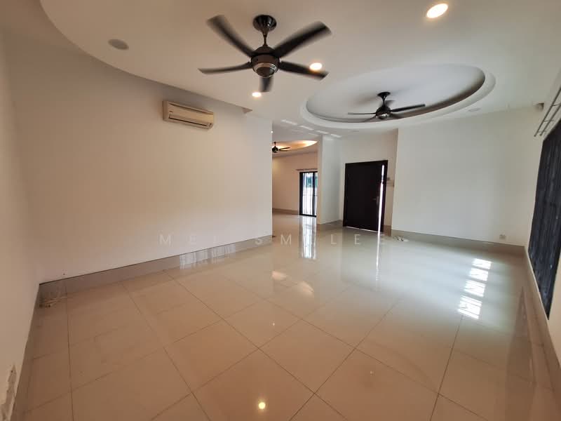 Rumah Berkembar untuk Dijual di Taman Bukit Suria II (Cheras) - Mei SM Lee - Taman Bukit Suria 2 Living Room - PropertyGuru.com.my