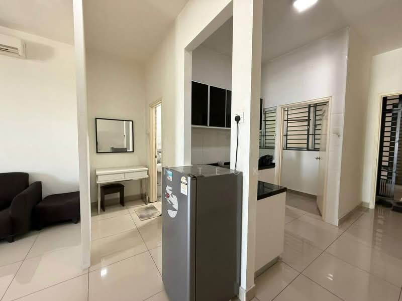 Pangsapuri untuk Dijual di Nusa Heights (Nusa Puncak) - Jin Teok - Living Room - PropertyGuru.com.my