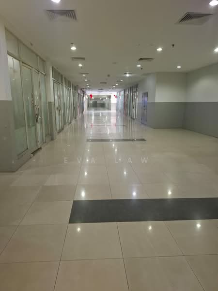 Shop / Office for Rent in SS16 (Subang Jaya) - Eva Law - Corridor - PropertyGuru.com.my