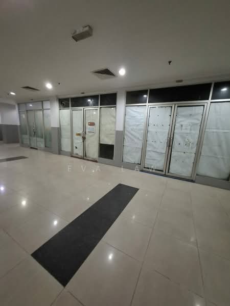 Shop / Office for Rent in SS16 (Subang Jaya) - Eva Law - Corridor - PropertyGuru.com.my