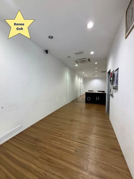 Shop for Rent in Bay Avenue (Bayan Lepas) - Renee Goh - Corridor - PropertyGuru.com.my