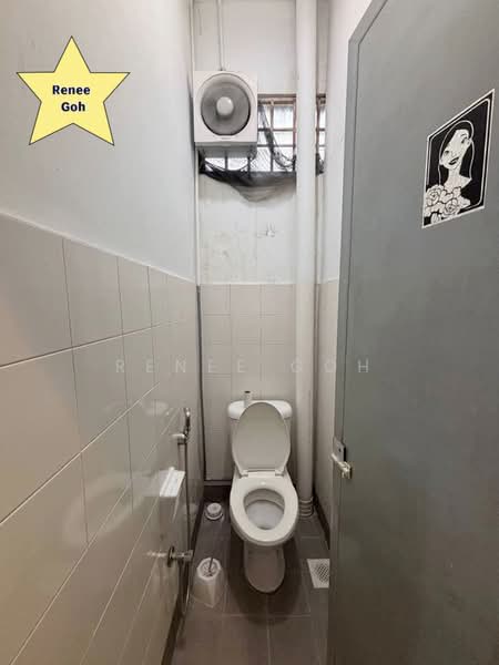Shop for Rent in Bay Avenue (Bayan Lepas) - Renee Goh - Bathroom - PropertyGuru.com.my