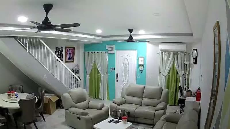 2-storey Terraced House for Sale in Kampung Jawa (Klang) - Ashraff Daniel - Living Room - PropertyGuru.com.my