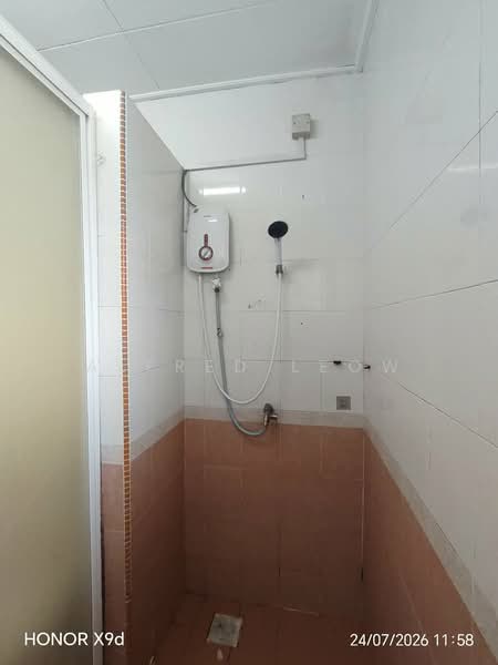 2-storey Terraced House for Rent in Bandar Sri Damansara (Selangor) - Alfred Leow - Bathroom - PropertyGuru.com.my