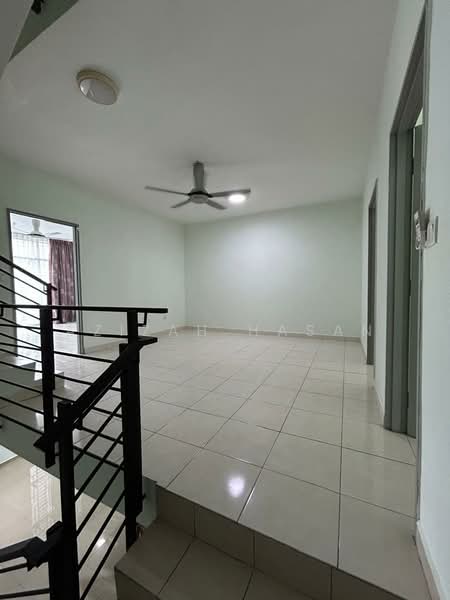 Rumah Teres 3-Tingkat untuk Dijual di Kajang (Selangor) - Azizah Hasan - PropertyGuru.com.my