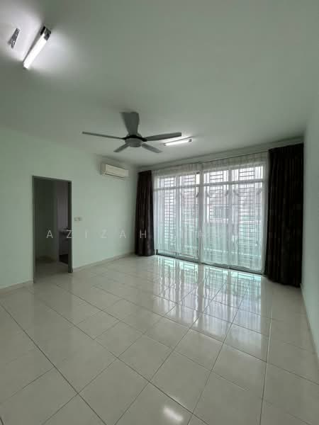 Rumah Teres 3-Tingkat untuk Dijual di Kajang (Selangor) - Azizah Hasan - PropertyGuru.com.my