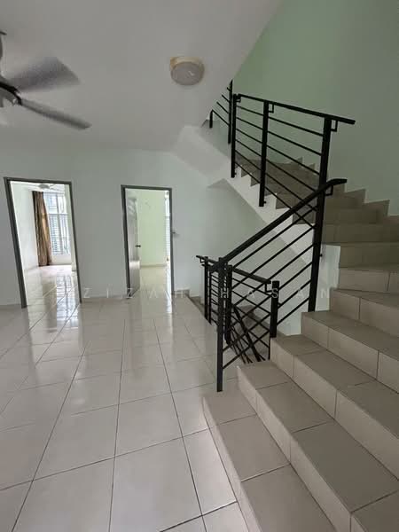 Rumah Teres 3-Tingkat untuk Dijual di Kajang (Selangor) - Azizah Hasan - PropertyGuru.com.my