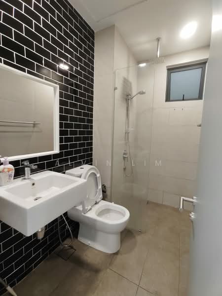 Servis Apartment untuk Disewa di Union Suites - Alvin Lim - Bathroom - PropertyGuru.com.my