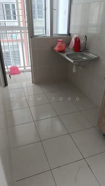 Kondominium untuk Dijual di Sky Awani Residensi 1 - Kam Tong - Balcony - PropertyGuru.com.my