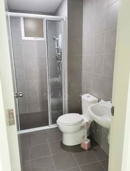 Service Residence for Rent at Savanna Executive Suite @ Southville City - Eiffel Lai - Bathroom - PropertyGuru.com.my