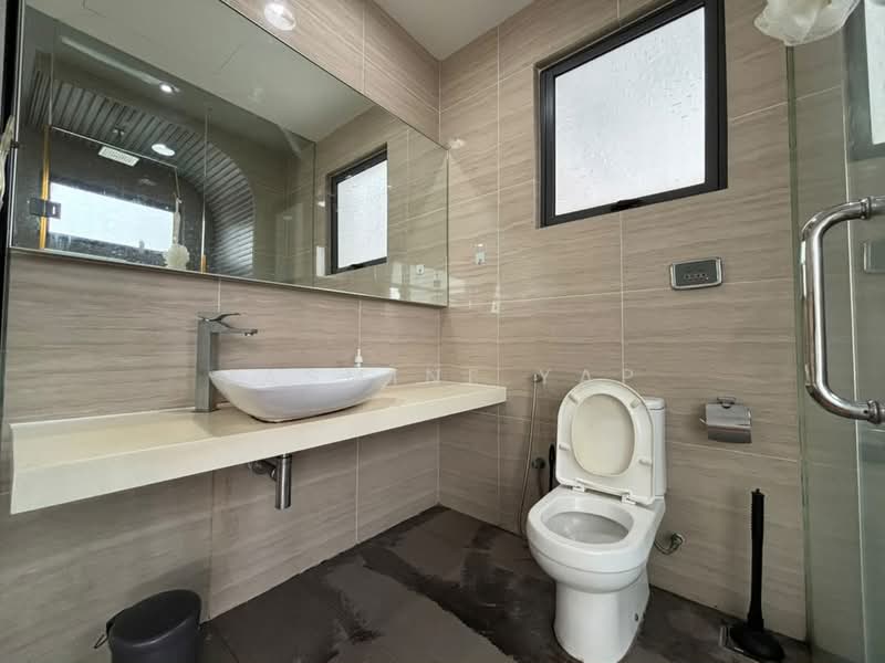 Service Residence for Sale at Eve Suite / NZX Square - Jasmine Yap - Bathroom - PropertyGuru.com.my