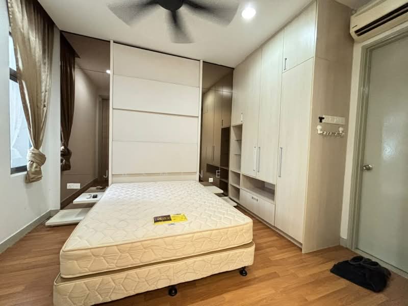 Service Residence for Sale at Eve Suite / NZX Square - Jasmine Yap - Bedroom - PropertyGuru.com.my