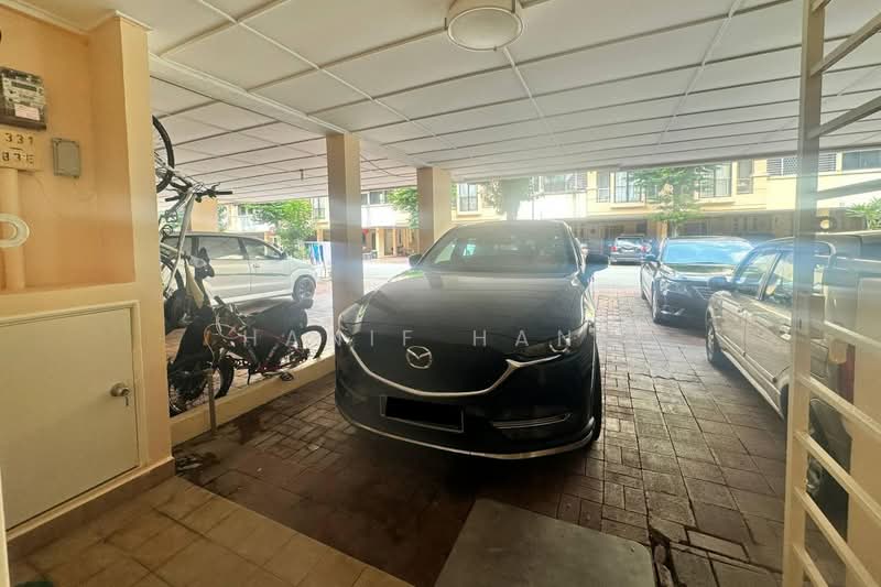 Townhouse for Sale in Ampang Jaya (Ampang) - Hanif Hanz - Car Park - PropertyGuru.com.my