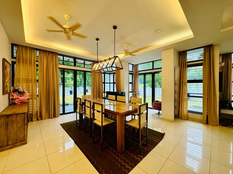 Rumah Berkembar untuk Dijual di Bukit Jelutong (Shah Alam) - Hanif Hanz - Dining Room - PropertyGuru.com.my