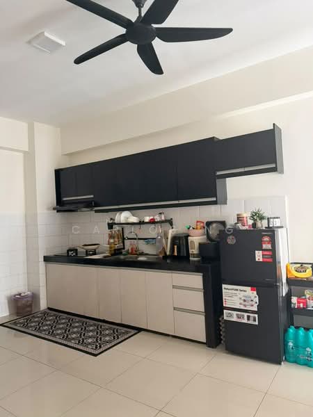 Kondominium untuk Dijual di The Wharf Residence - Carlos Ng - Kitchen - PropertyGuru.com.my