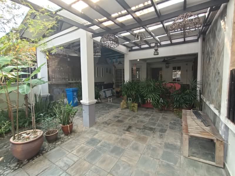 Terraced House for Sale in Shah Alam (Selangor) - Farah Dina - Exterior - PropertyGuru.com.my