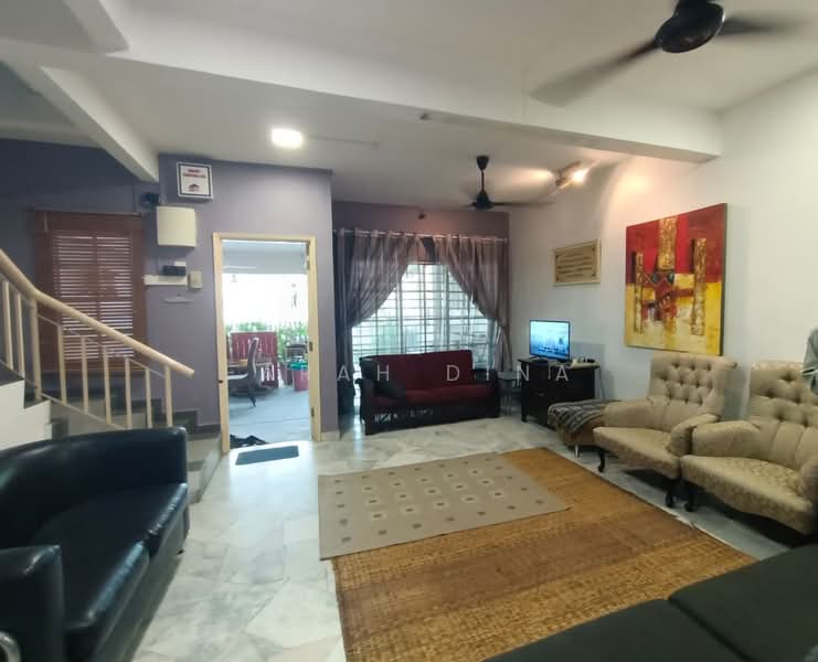 Terraced House for Sale in Shah Alam (Selangor) - Farah Dina - Living Room - PropertyGuru.com.my