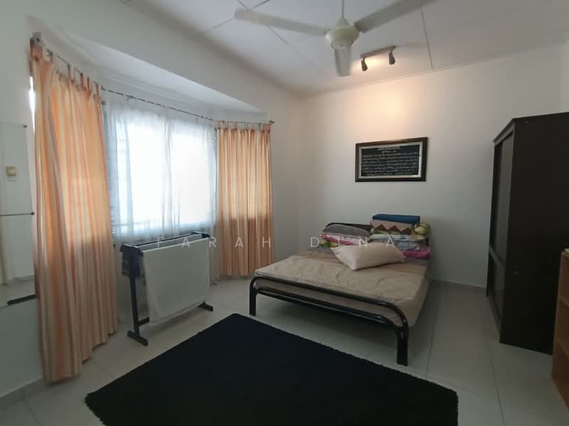 Terraced House for Sale in Shah Alam (Selangor) - Farah Dina - Bedroom - PropertyGuru.com.my