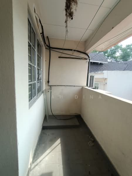 Terraced House for Sale in Shah Alam (Selangor) - Farah Dina - Balcony - PropertyGuru.com.my