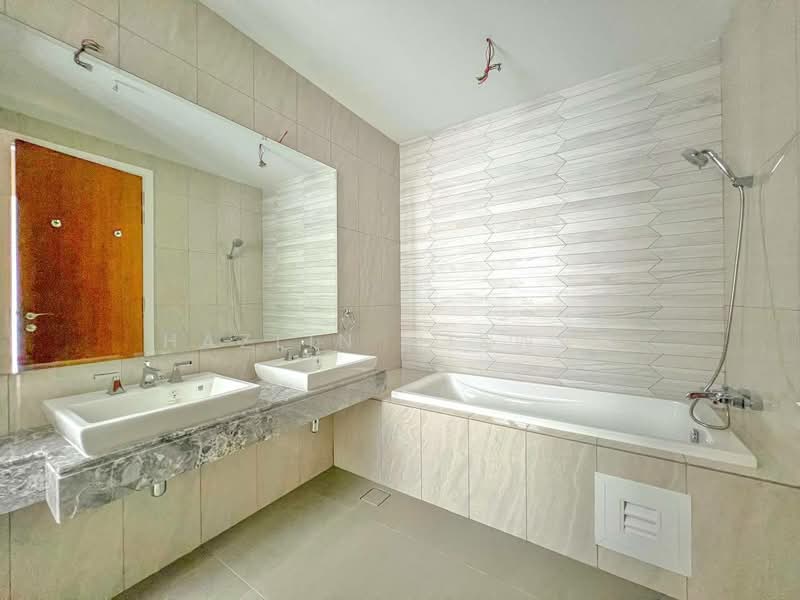3-storey Terraced House for Sale in Mont Kiara (Kuala Lumpur) - Hazlin Miswan - Bathroom - PropertyGuru.com.my