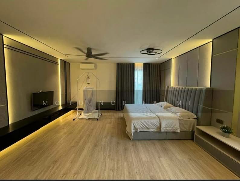 Bungalow for Sale in Ampang Jaya (Ampang) - Mohd Nor Fahmi - Bedroom - PropertyGuru.com.my