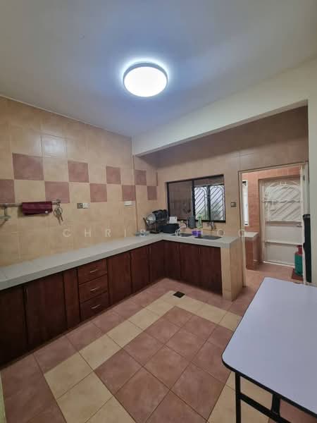 Rumah Teres 2 Tingkat untuk Dijual di Taman Bukit Permai (Ampang) - Chris Choo - Kitchen - PropertyGuru.com.my