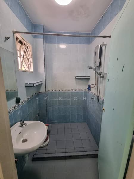 Rumah Teres 2 Tingkat untuk Dijual di Taman Bukit Permai (Ampang) - Chris Choo - Bathroom - PropertyGuru.com.my