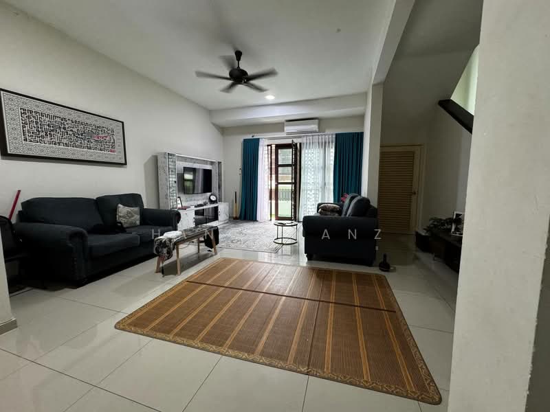 Townhouse for Sale in Bandar Tun Hussein Onn (Cheras) - Hanif Hanz - Living Room - PropertyGuru.com.my