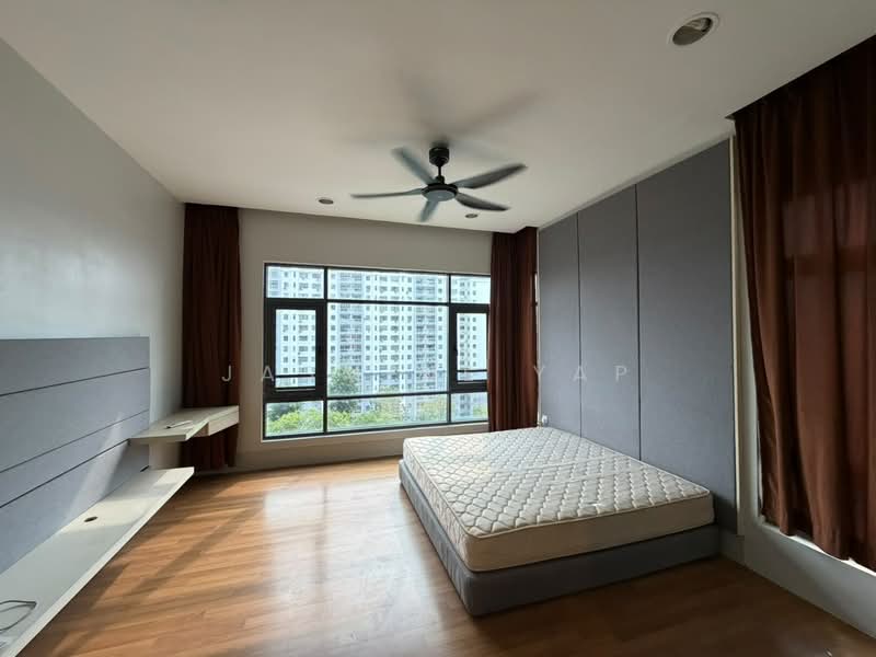 Service Residence for Sale at Eve Suite / NZX Square - Jasmine Yap - Bedroom - PropertyGuru.com.my