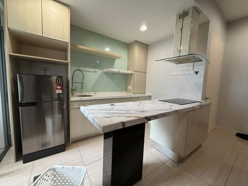 Service Residence for Sale at Eve Suite / NZX Square - Jasmine Yap - Kitchen - PropertyGuru.com.my
