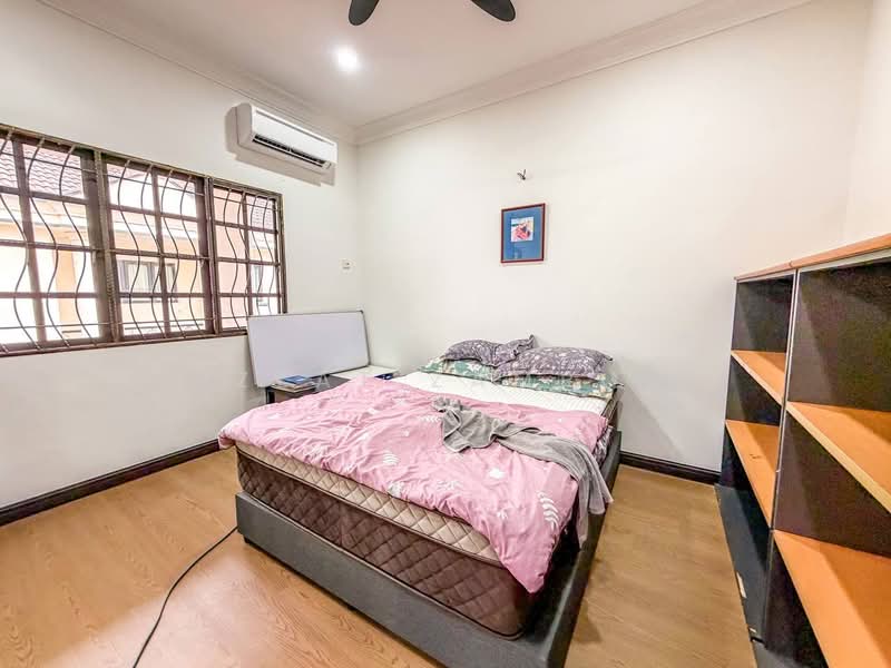 Rumah Berkembar untuk Dijual di Bukit Rahman Putra (Sungai Buloh) - Izzat Zamros - PropertyGuru.com.my