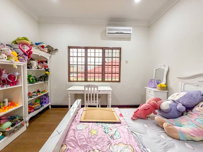 Rumah Berkembar untuk Dijual di Bukit Rahman Putra (Sungai Buloh) - Izzat Zamros - PropertyGuru.com.my