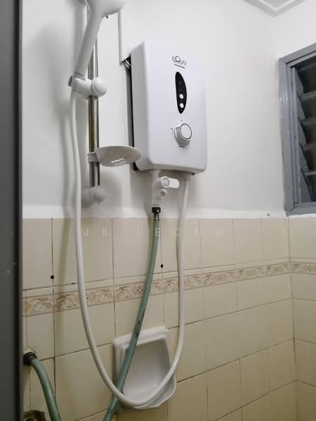 Pangsapuri untuk Dijual di Abadi Indah - JK Leong - Bathroom - PropertyGuru.com.my