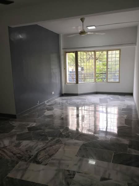 Pangsapuri untuk Dijual di Abadi Indah - JK Leong - Living Room - PropertyGuru.com.my